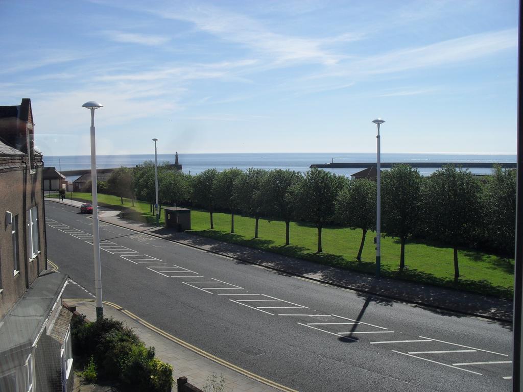 Roker View Guest House Sunderland  Exterior foto