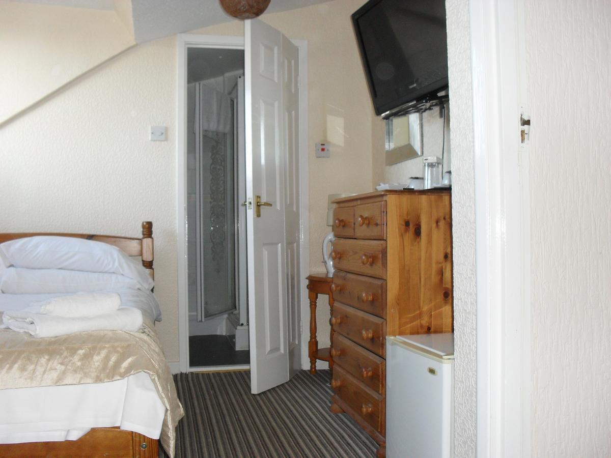 Roker View Guest House Sunderland  Exterior foto
